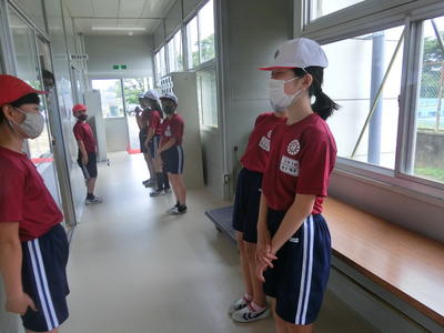 ６年生整列もきまっています