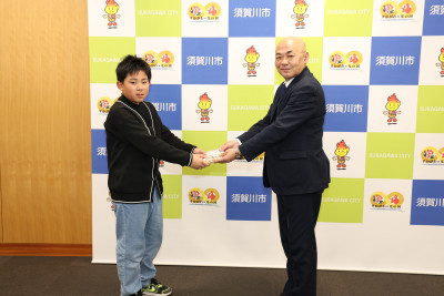 20251215 大森小銀杏贈呈1