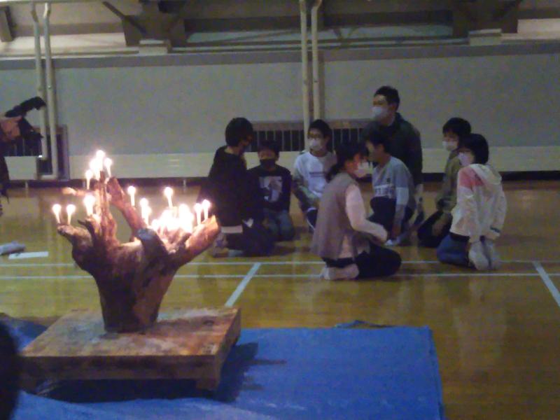 昨夜のキャンドルファィヤーにて